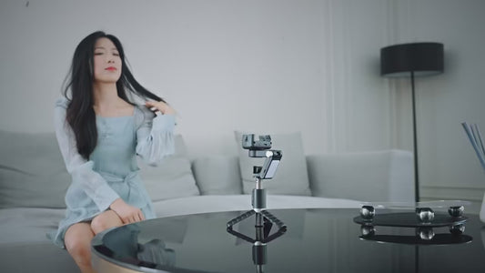 Tuoqi mobile phone gimbal stabilizer Q18 selfie stick Bluetooth anti-shake follow-up bracket retractable live broadcast tripod